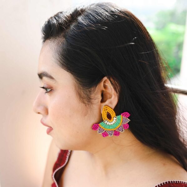 DIYA BEAD EARRING