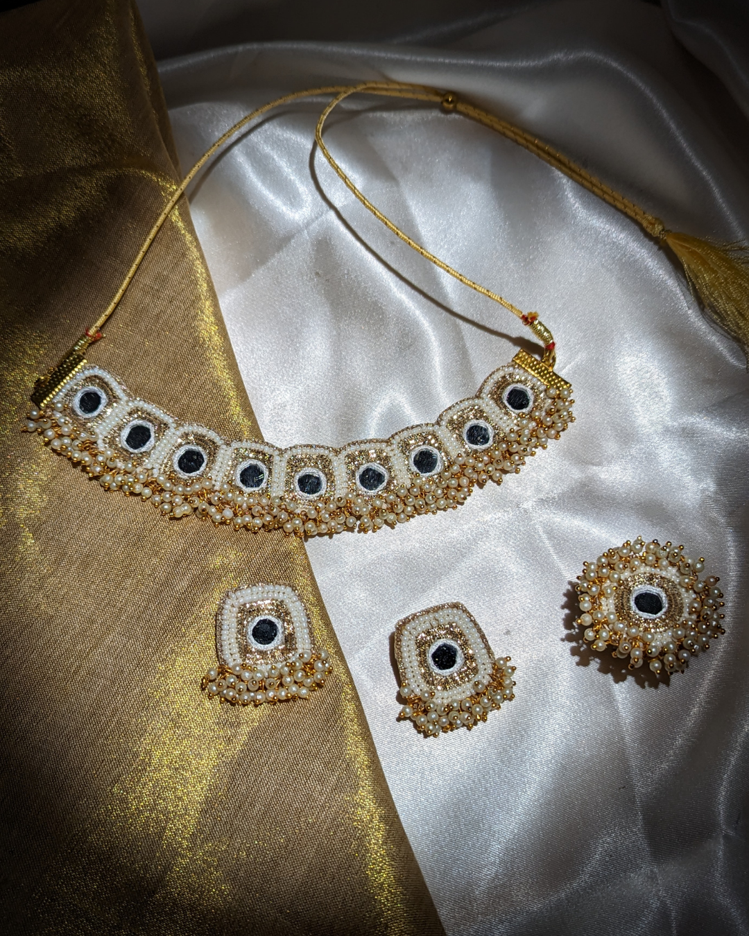 Rajashri – Neckpiece, Earrings and Ring