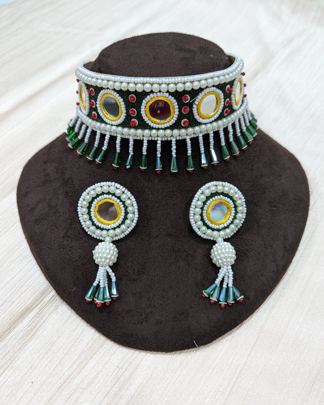 Seeshpatti – Neckpiece, Earrings and Ring